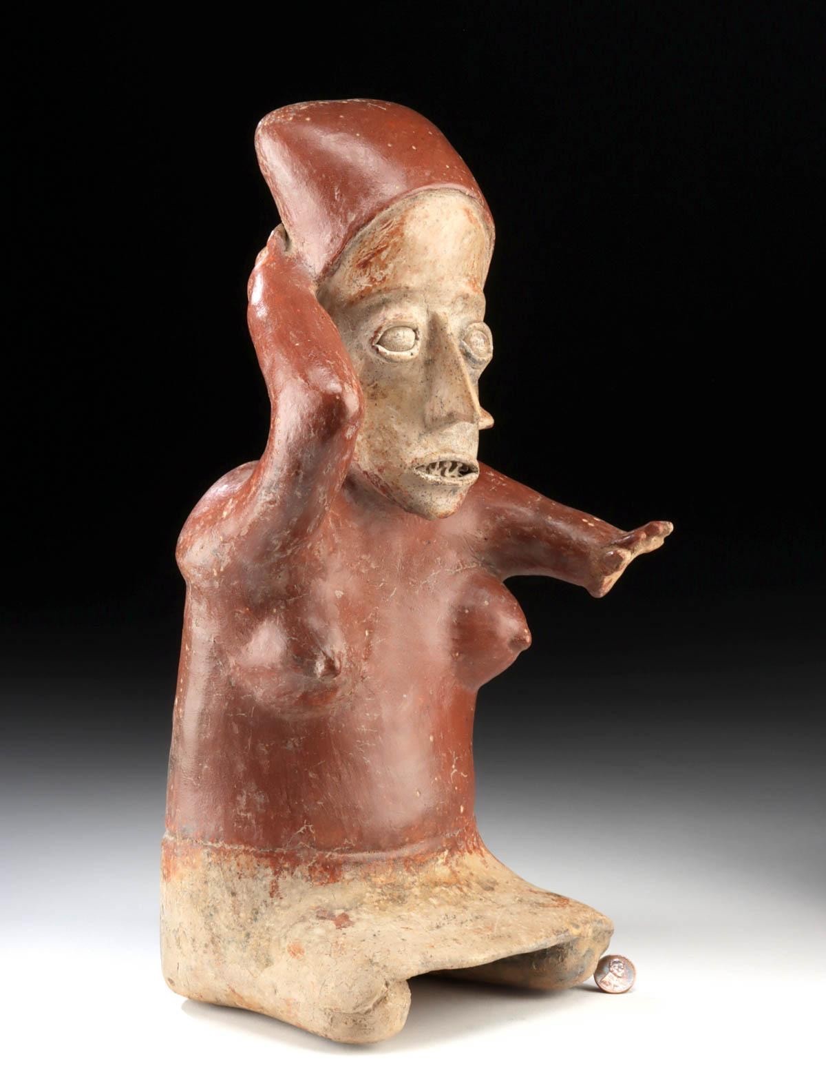 Seated Female Figure – Ameca-Etzatlán Style – West Mexico, circa 100 BCE – 300 CE