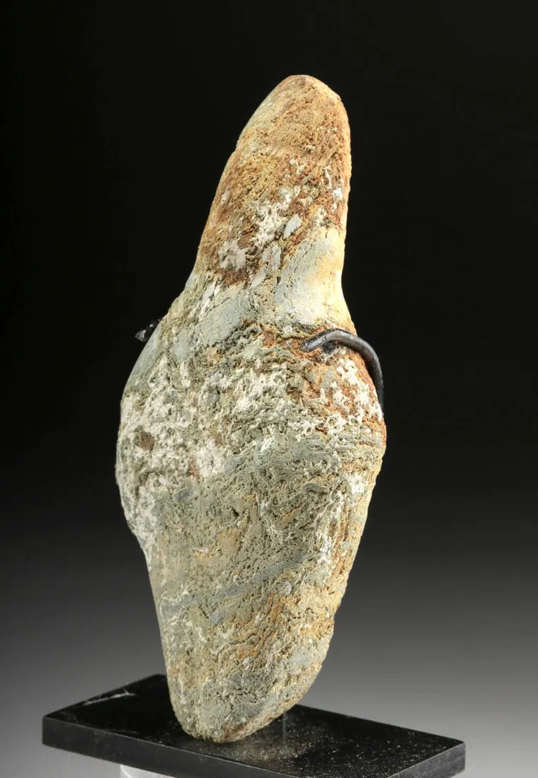 Mezcala Greenstone Amorphous Anthropomorphic Figure – Guerrero, Mexico, Circa 600–200 BCE