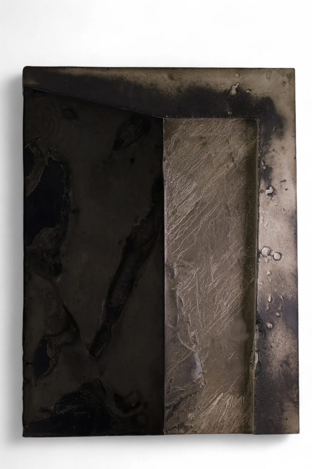 Laddie John Dill – Untitled, 1977. Cement, Polymer, and Wood Wall Sculpture